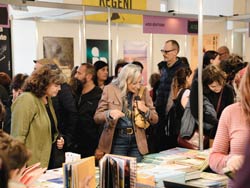 Visitatori a BookPride